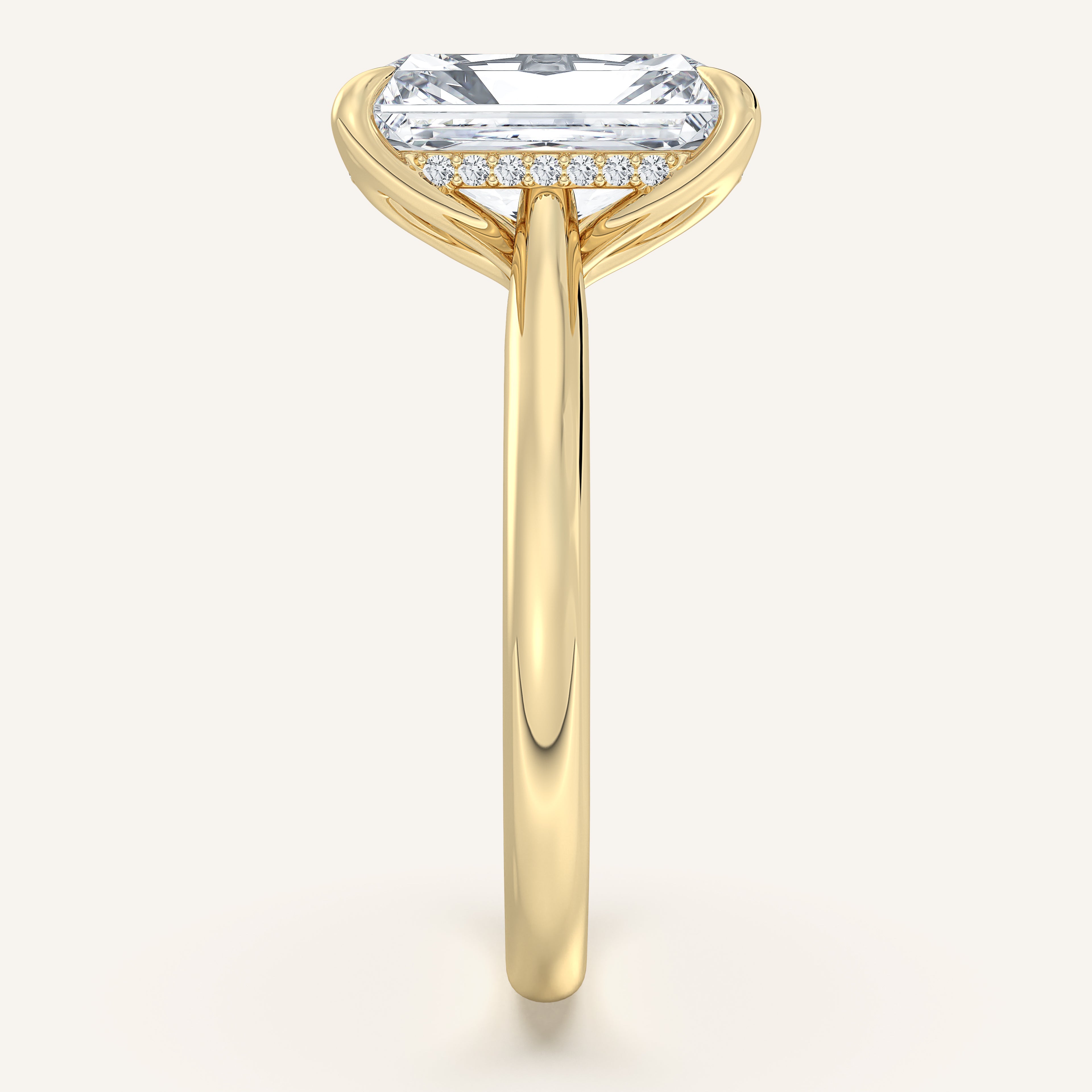 shape: Radiant | metal: Yellow Gold | view: 4