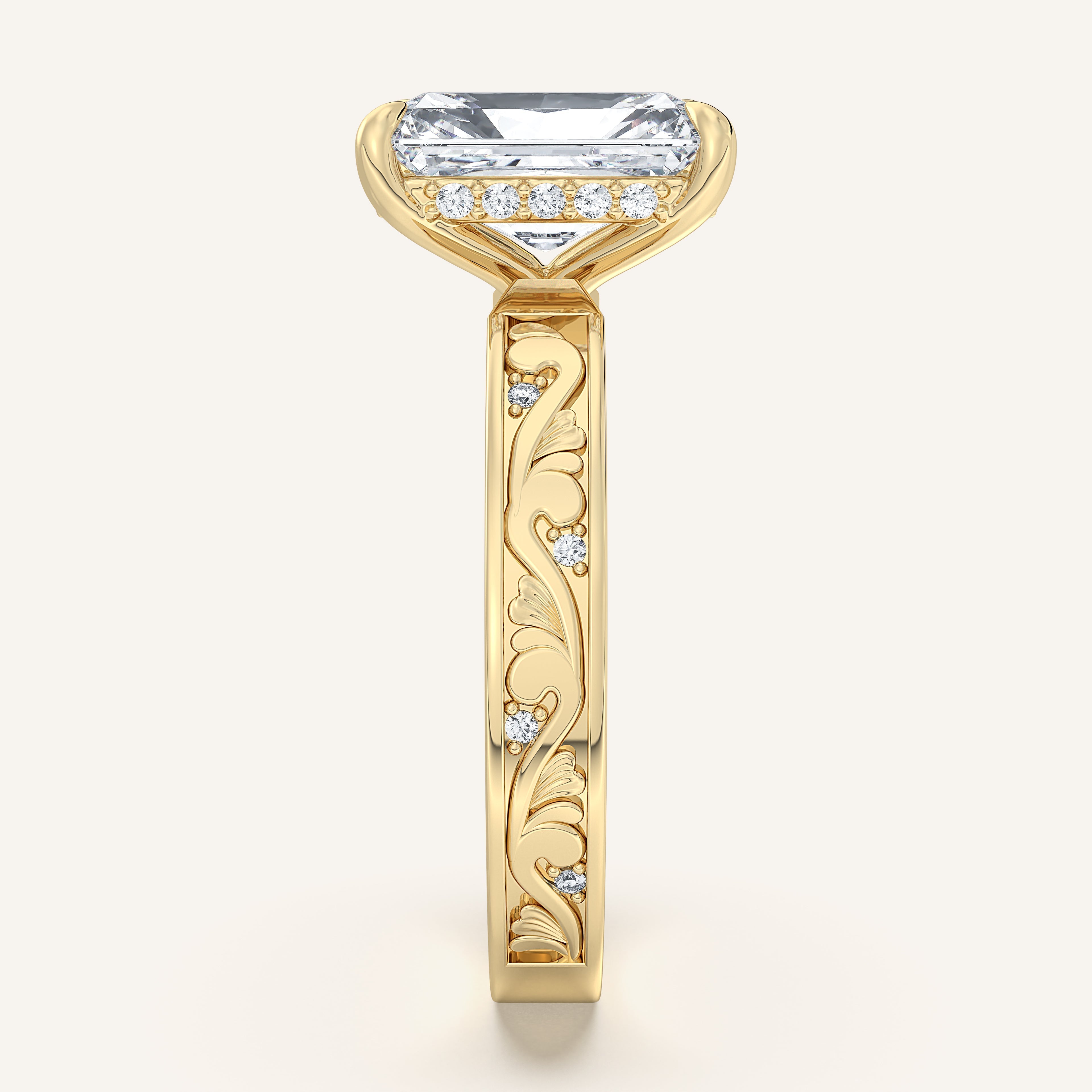 shape: Radiant | metal: Yellow Gold | view: 4