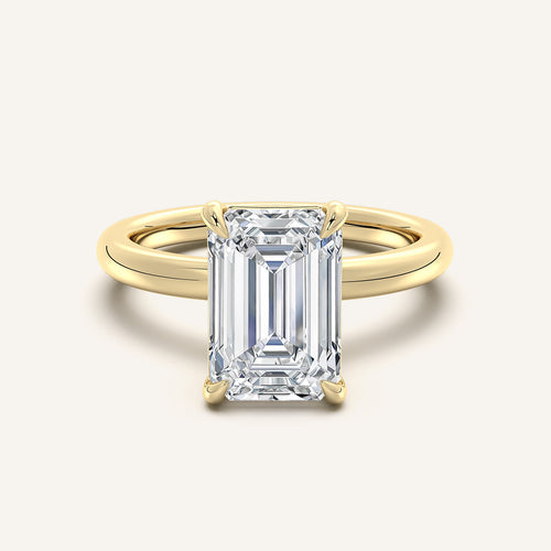 shape: Emerald | metal: Yellow Gold | view: 1