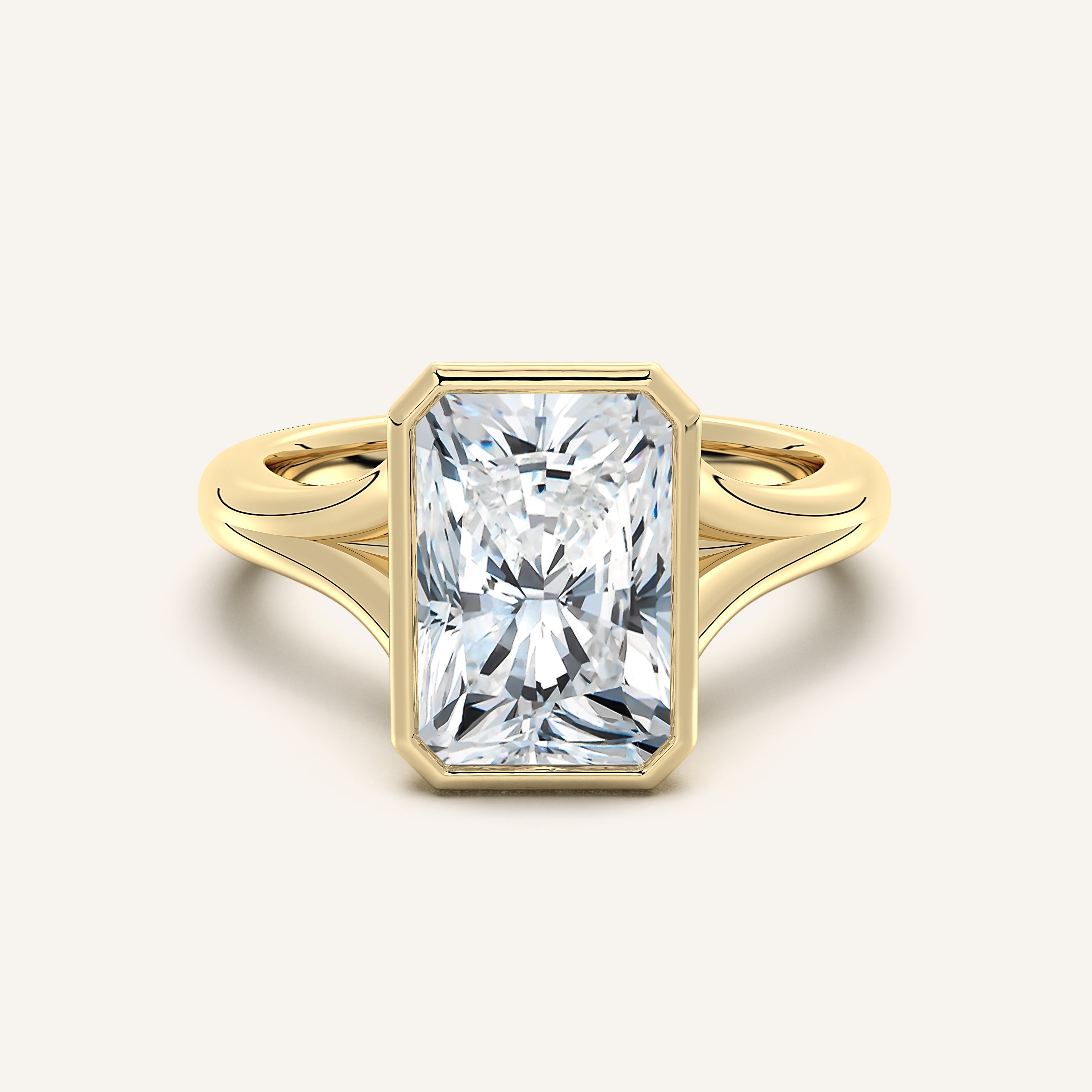 shape: Radiant | metal: Yellow Gold | view: 1