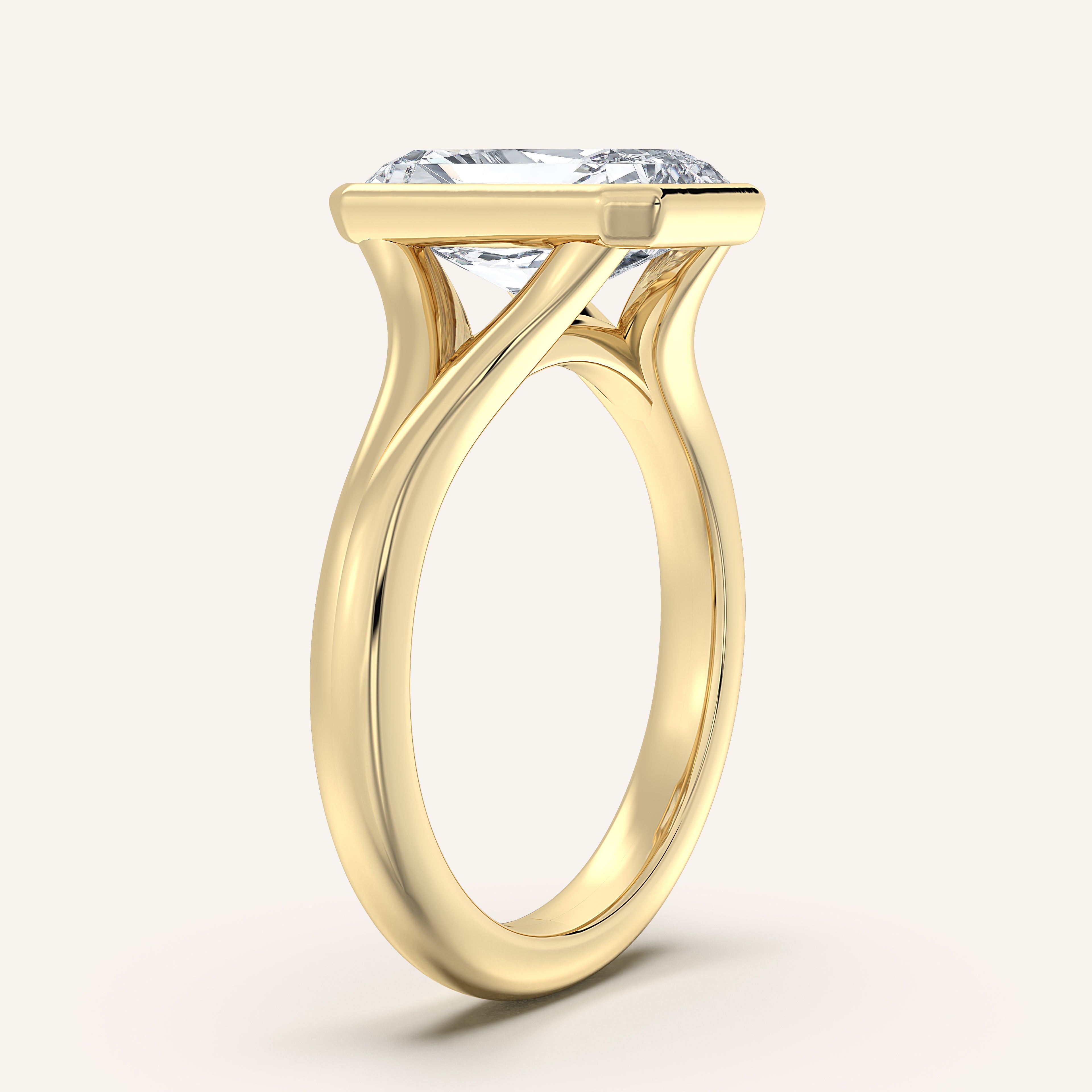 shape: Radiant | metal: Yellow Gold | view: 2