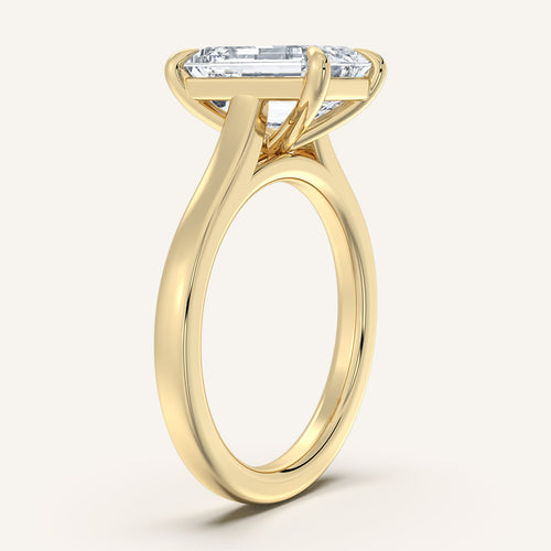 shape: Emerald | metal: Yellow Gold | view: 2