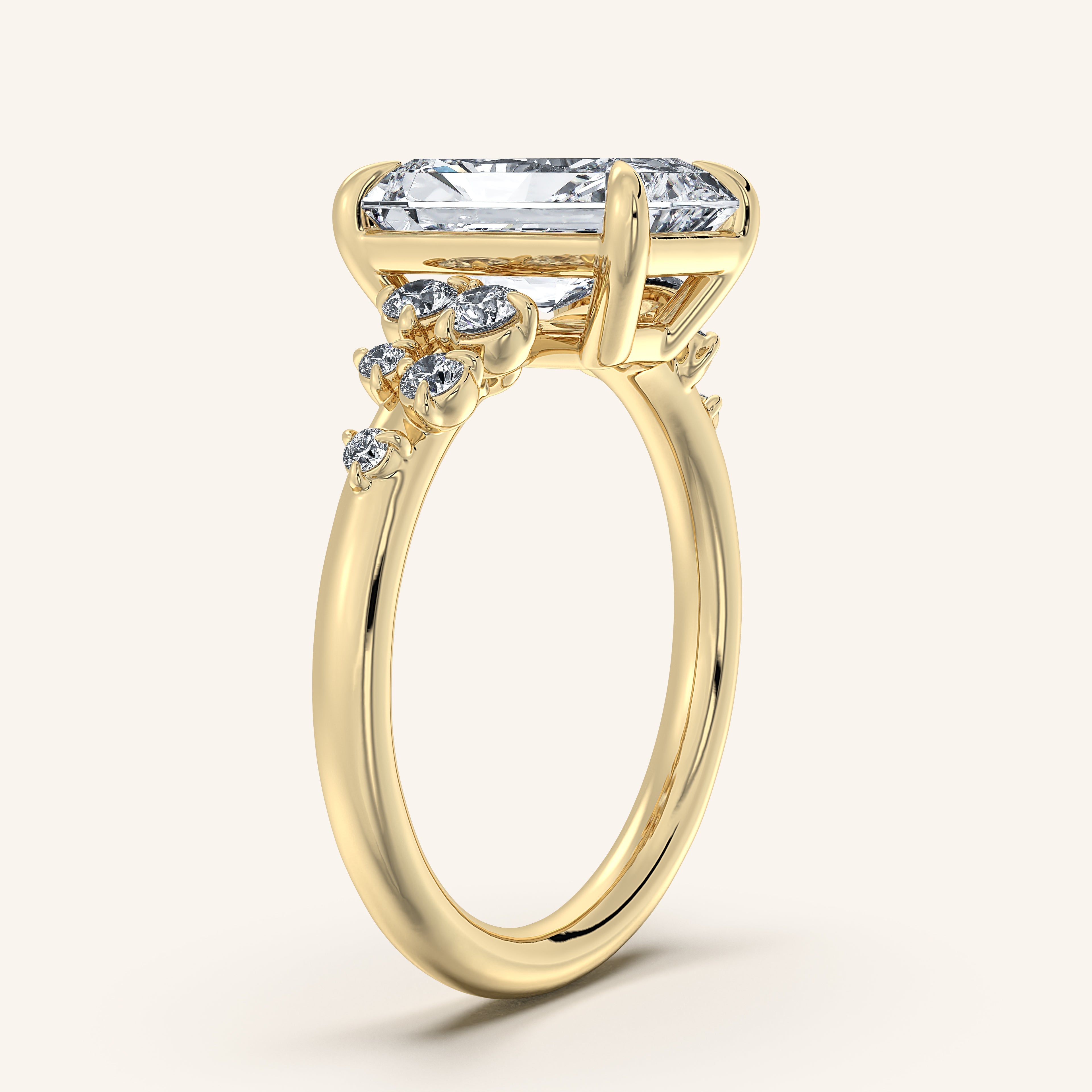 shape: Radiant | metal: Yellow Gold | view: 2
