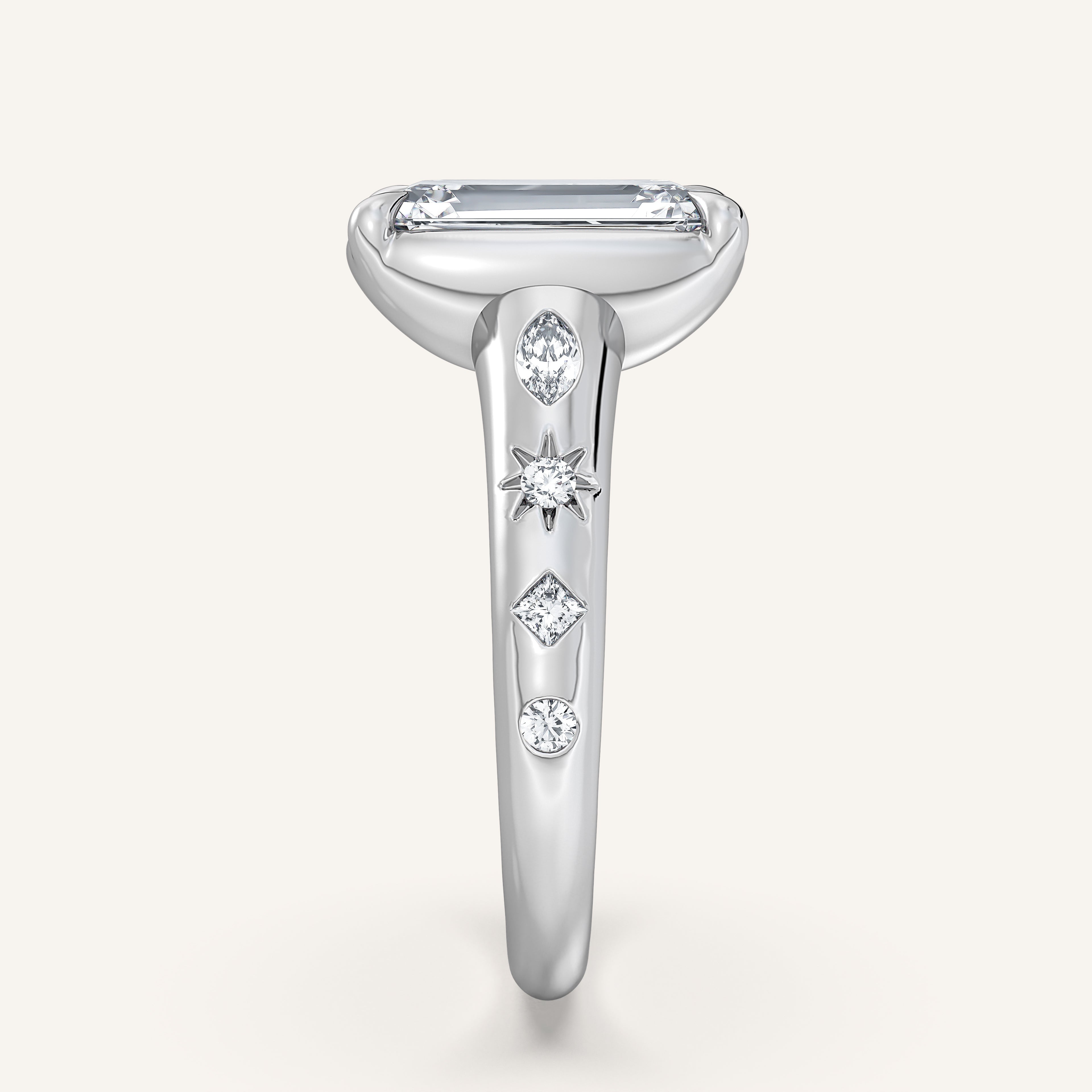 shape: Emerald | metal: White Gold, Platinum | view: 4