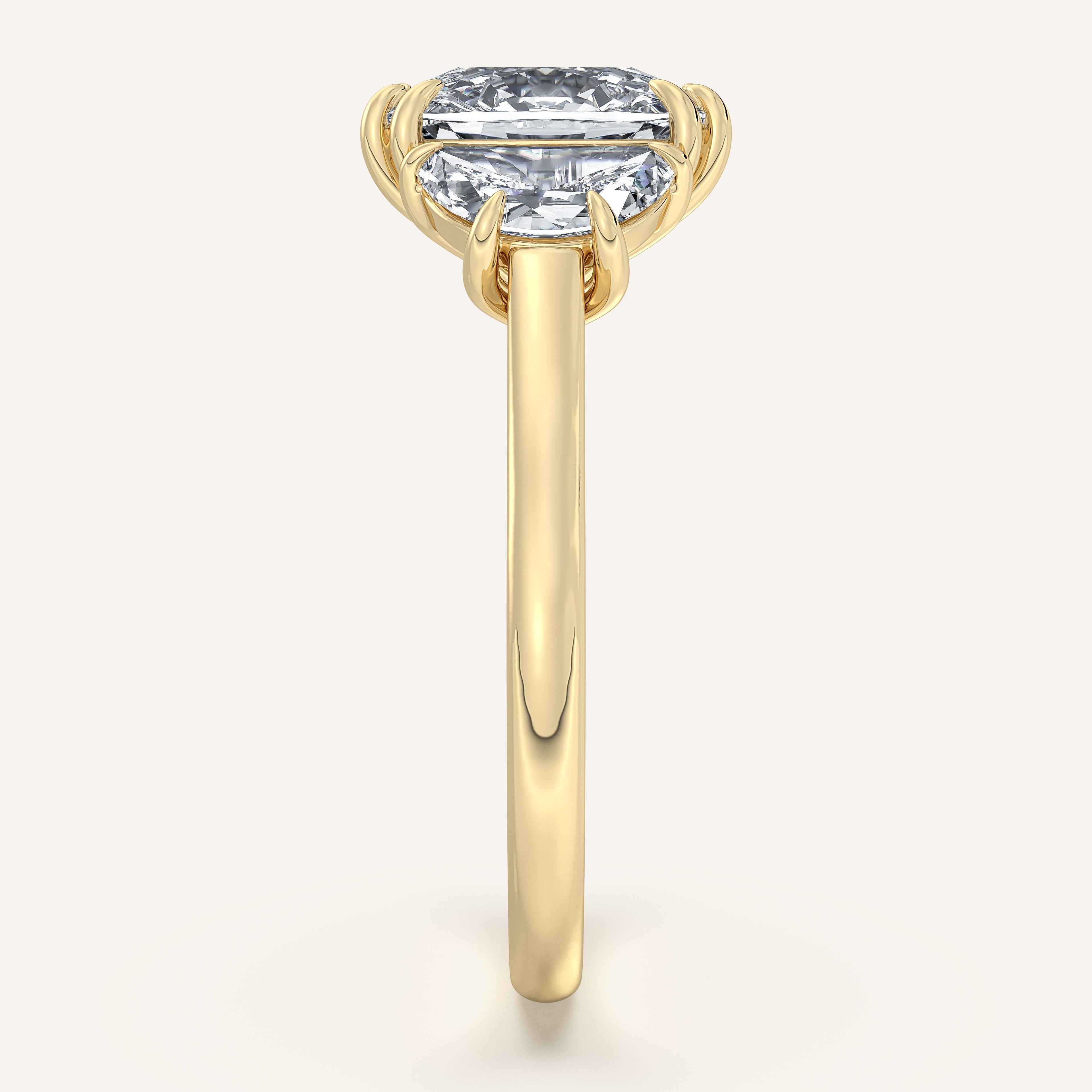 shape: Cushion | metal: Yellow Gold | view: 3