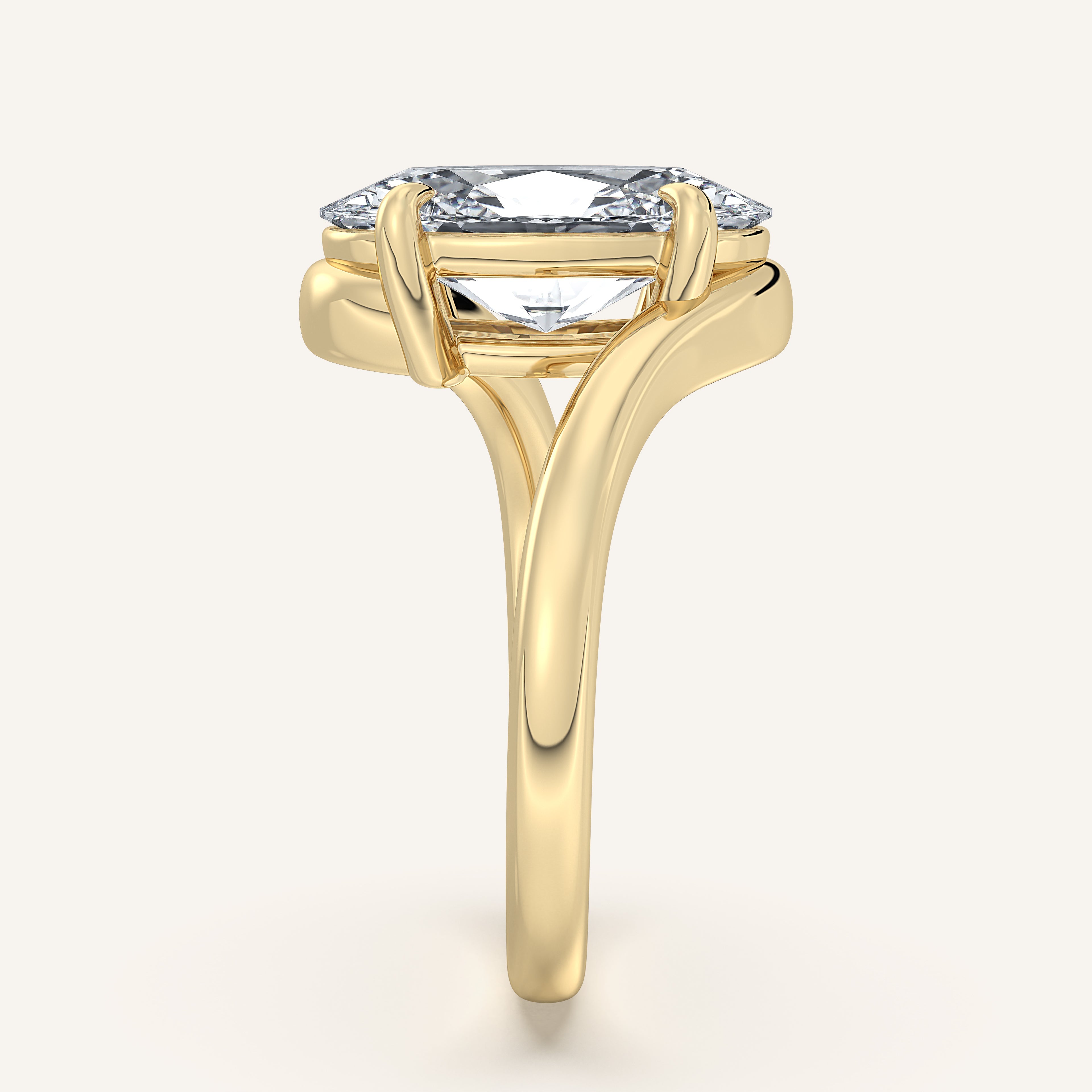 shape: Oval | metal: Yellow Gold | view: 3