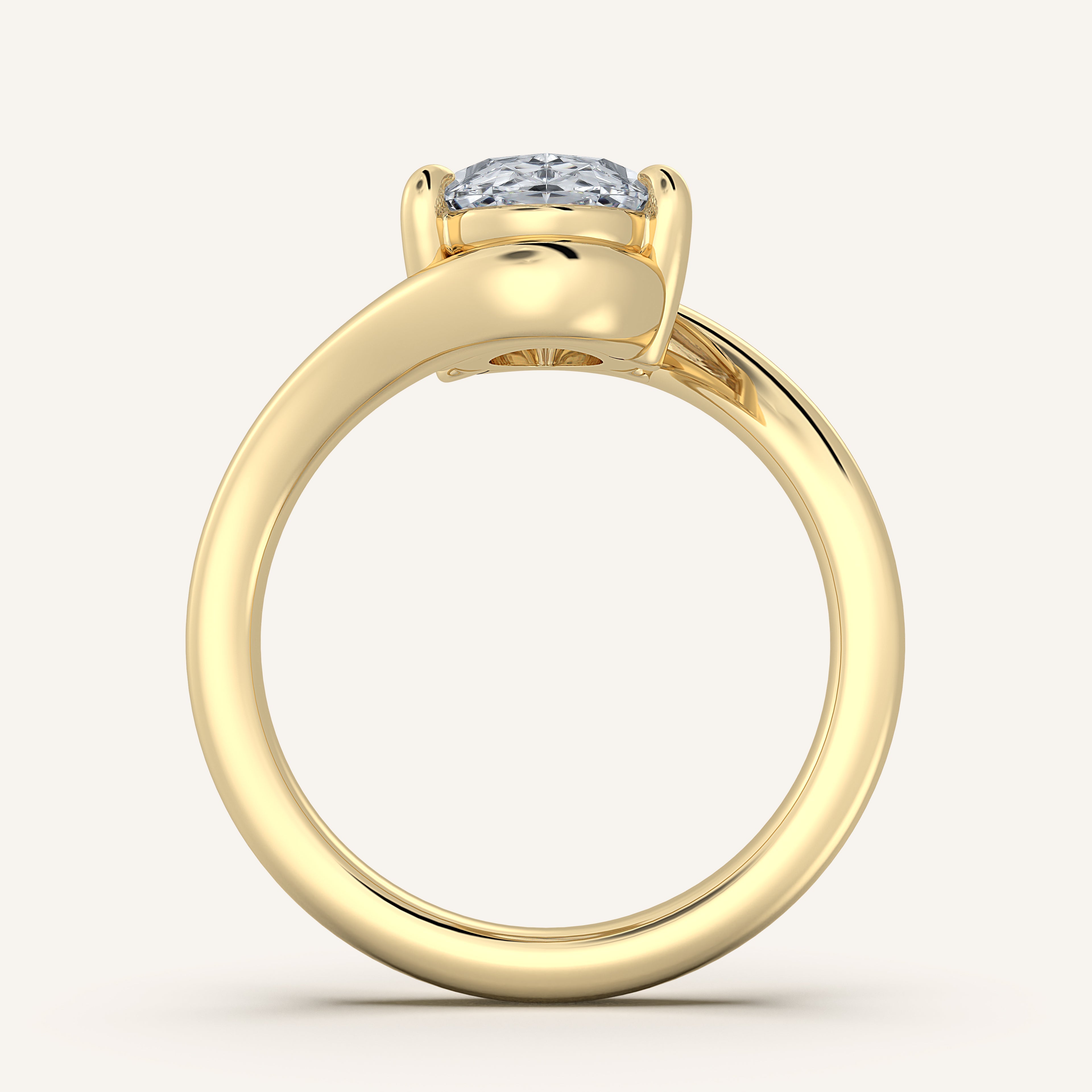 shape: Oval | metal: Yellow Gold | view: 4